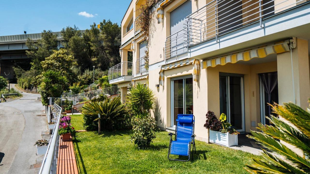 Ferienwohnung Italianway - Delle Ginestre 28 Marina dʼMarina dʼAndora Exterior foto
